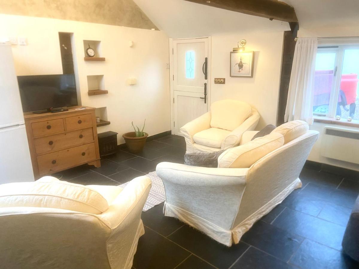 Beautiful 1-Bed House In Gloucestershire Westbury on Severn 외부 사진